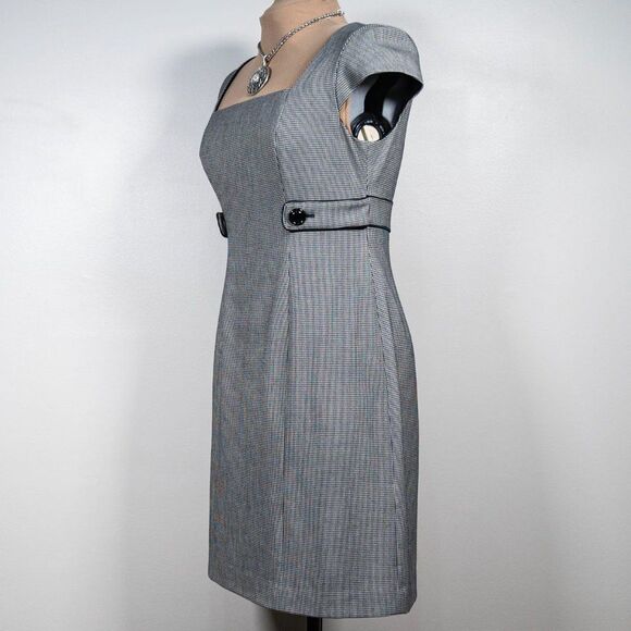 Jones New York Black and White Houndstooth Knit Cap Sleeve Shift Dress - Picture 2 of 7